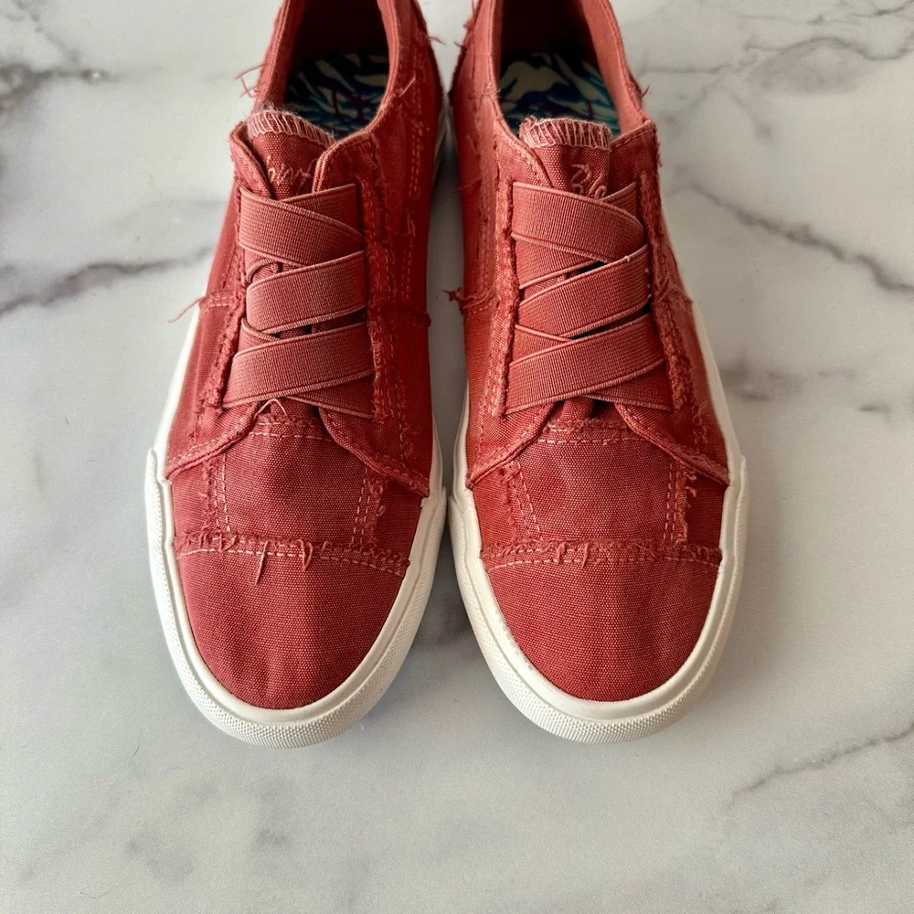 Blowfish Malibu Marley Slip-On Sneakers (8M) - Picture 2 of 9